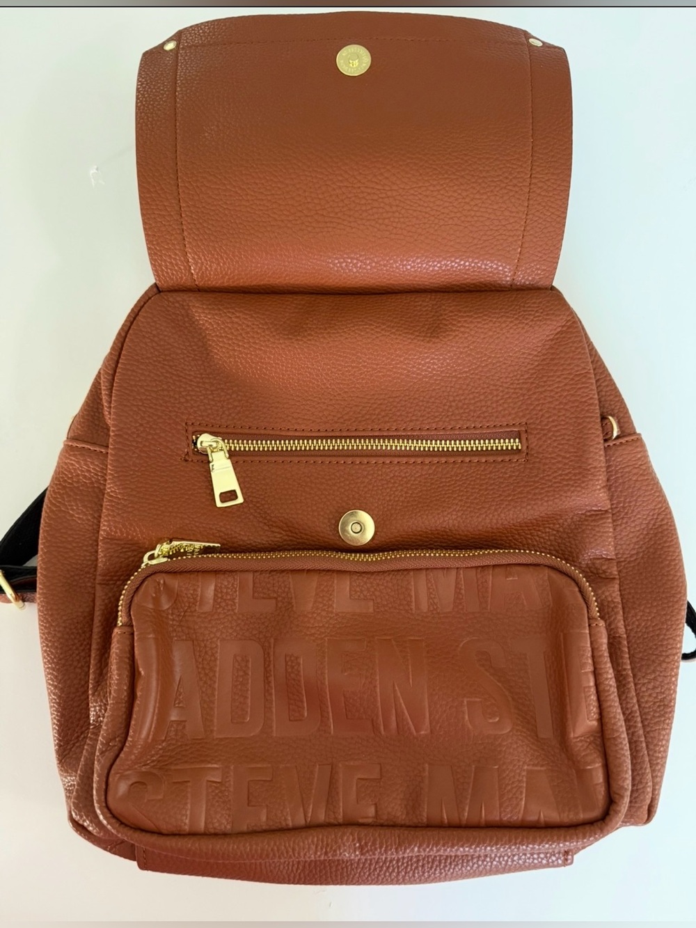 Steve Madden BTAMPA Cognac Brown Embossed Logo Backpack Purse Gold Hardware - Picture 6 of 15